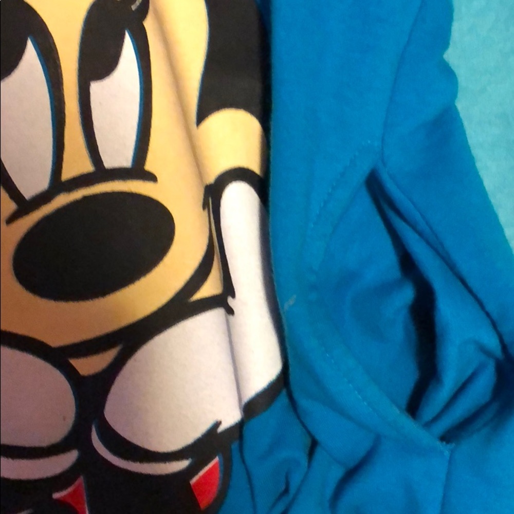 Minnie Mouse sweater - Picture 3 of 3